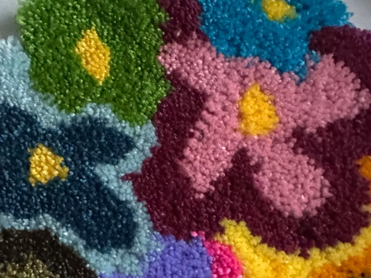 Billede 2 - Tuftet Frida Kahlo vægtæppe 