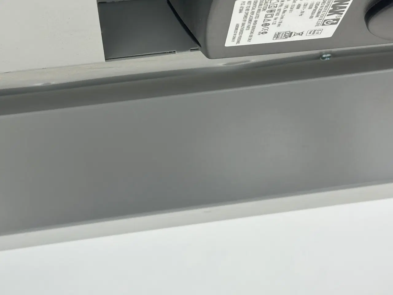 Billede 5 - Hæve-/Sænkebord 180x80 (m. kabelgennemføringer) - Linak
