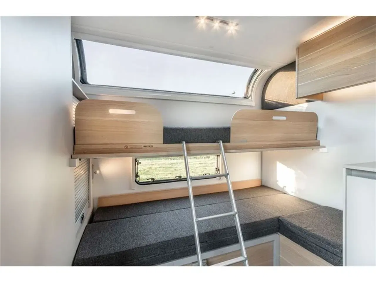 Billede 6 - 2022 - Adria Adora 613 PK   5 personers køjevogn
