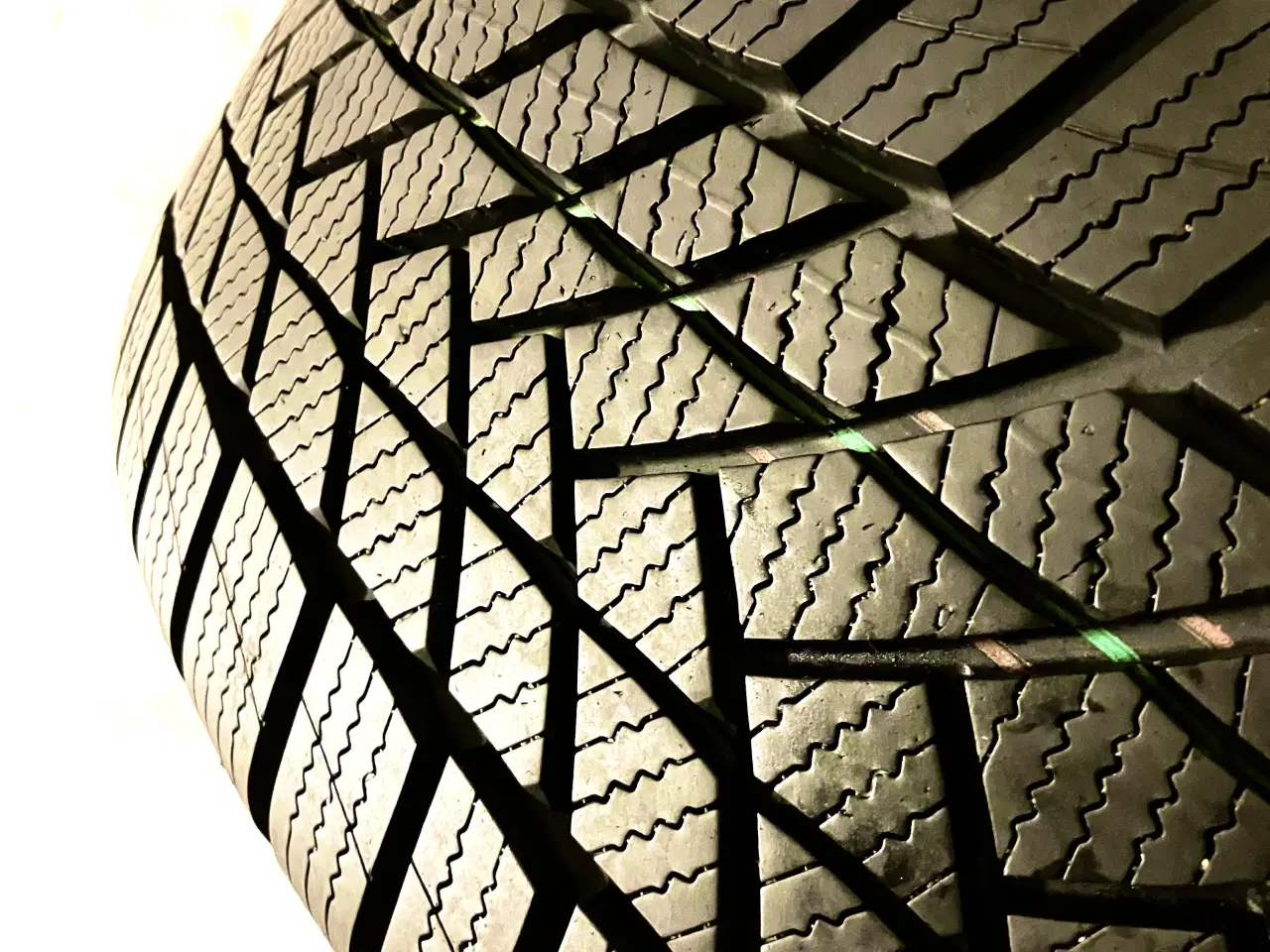 Billede 3 - Vinterdæk på fælge 