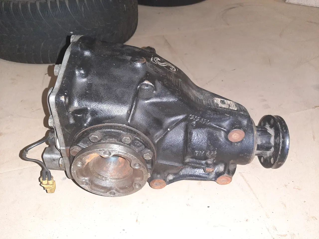 Billede 3 - Bmw e34 m5 bagtøj