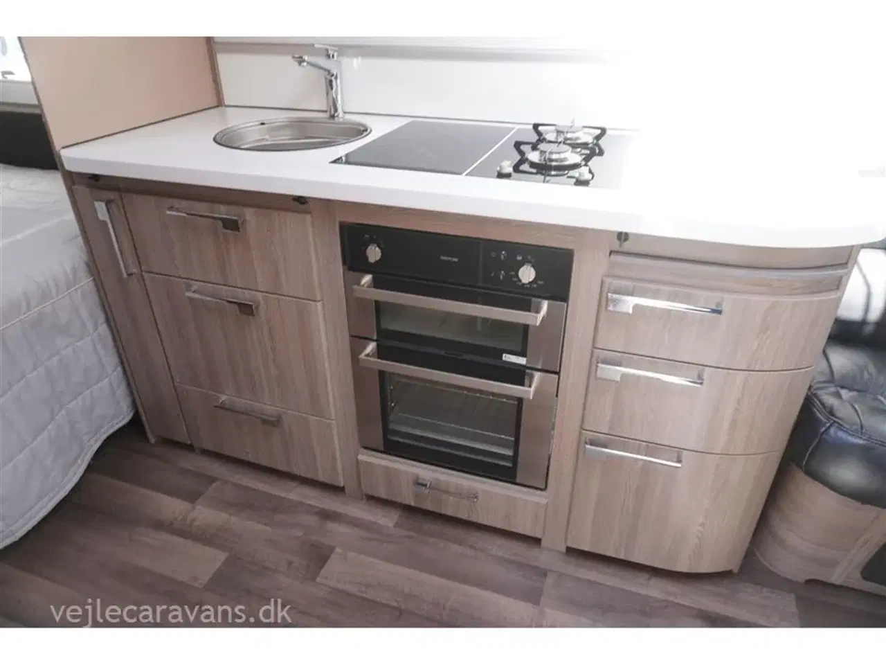 Billede 10 - 2018 - Kabe Imperial 560 XL KS