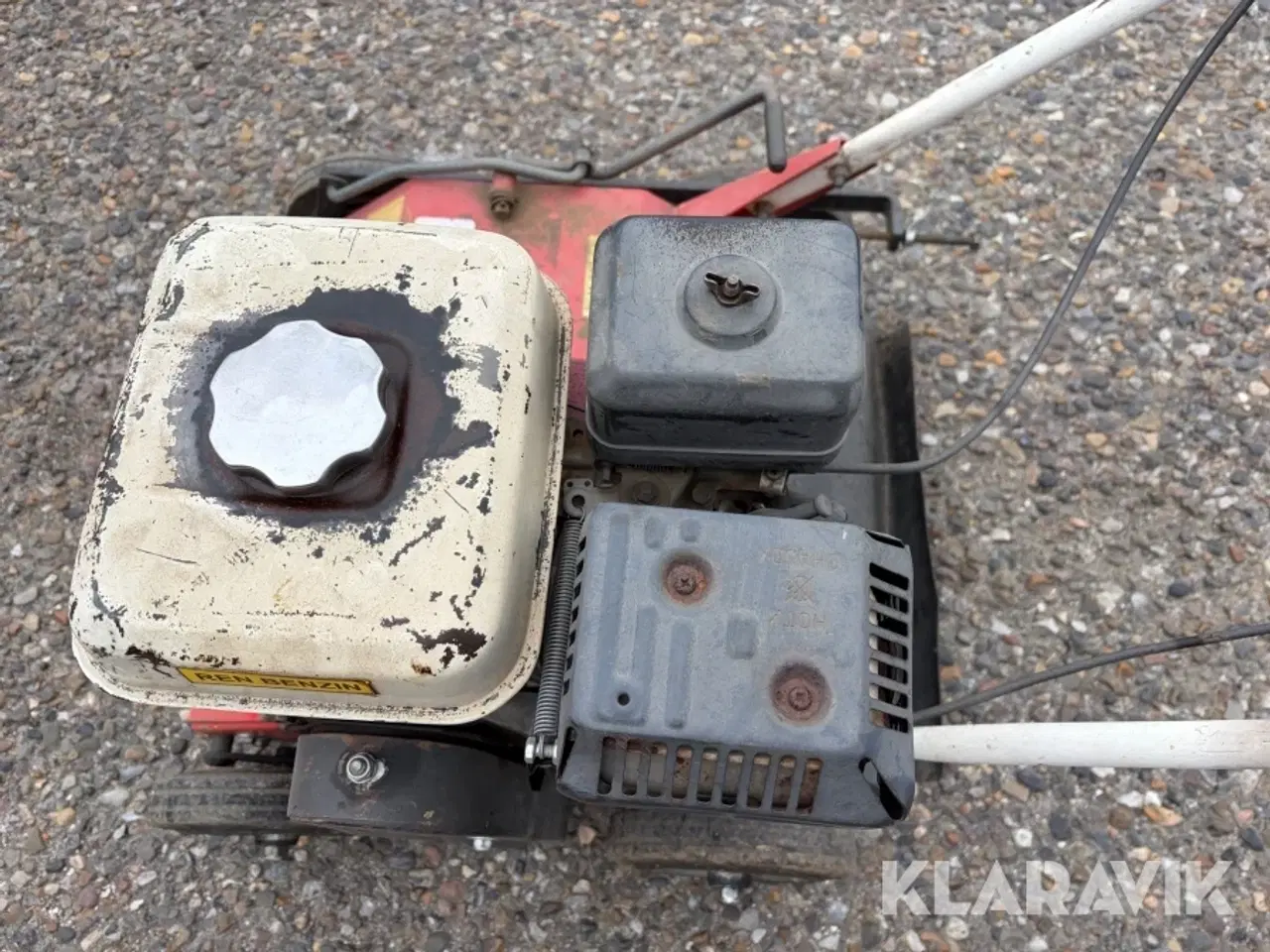 Billede 12 - Vertikalskærer / plænelufter Tilburg TV450 S