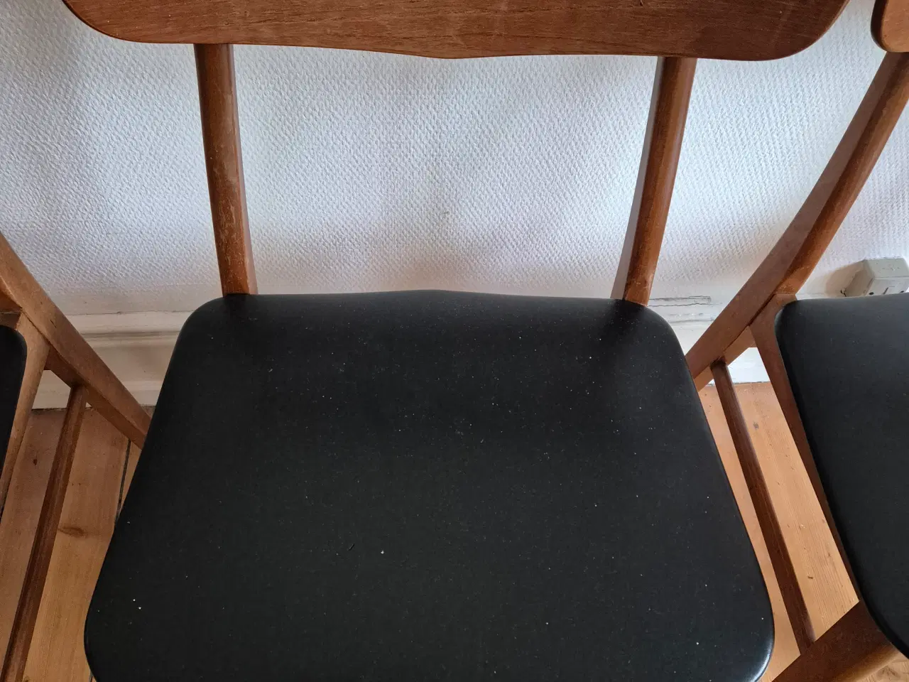 Billede 2 - 3 stk. Farstrup teakstole – klassisk dansk design