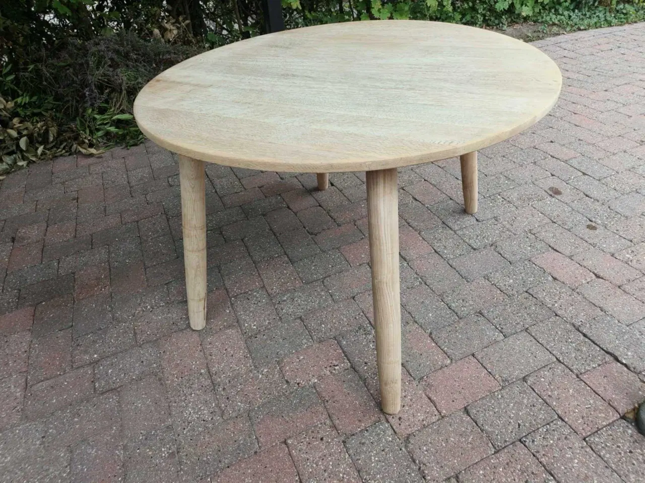 Billede 20 - Rundt massiv egetræsbord