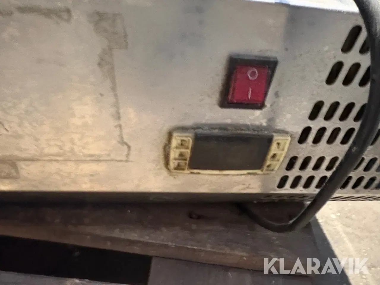 Billede 4 - Køleskab og “salatbar"