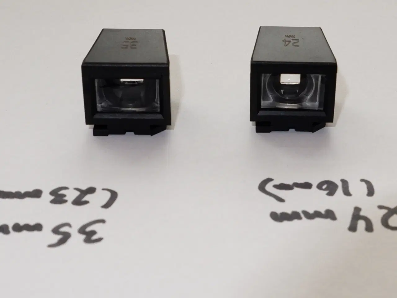 Billede 2 - Viewfinder til hotshoe  24 mm og 35 mm.