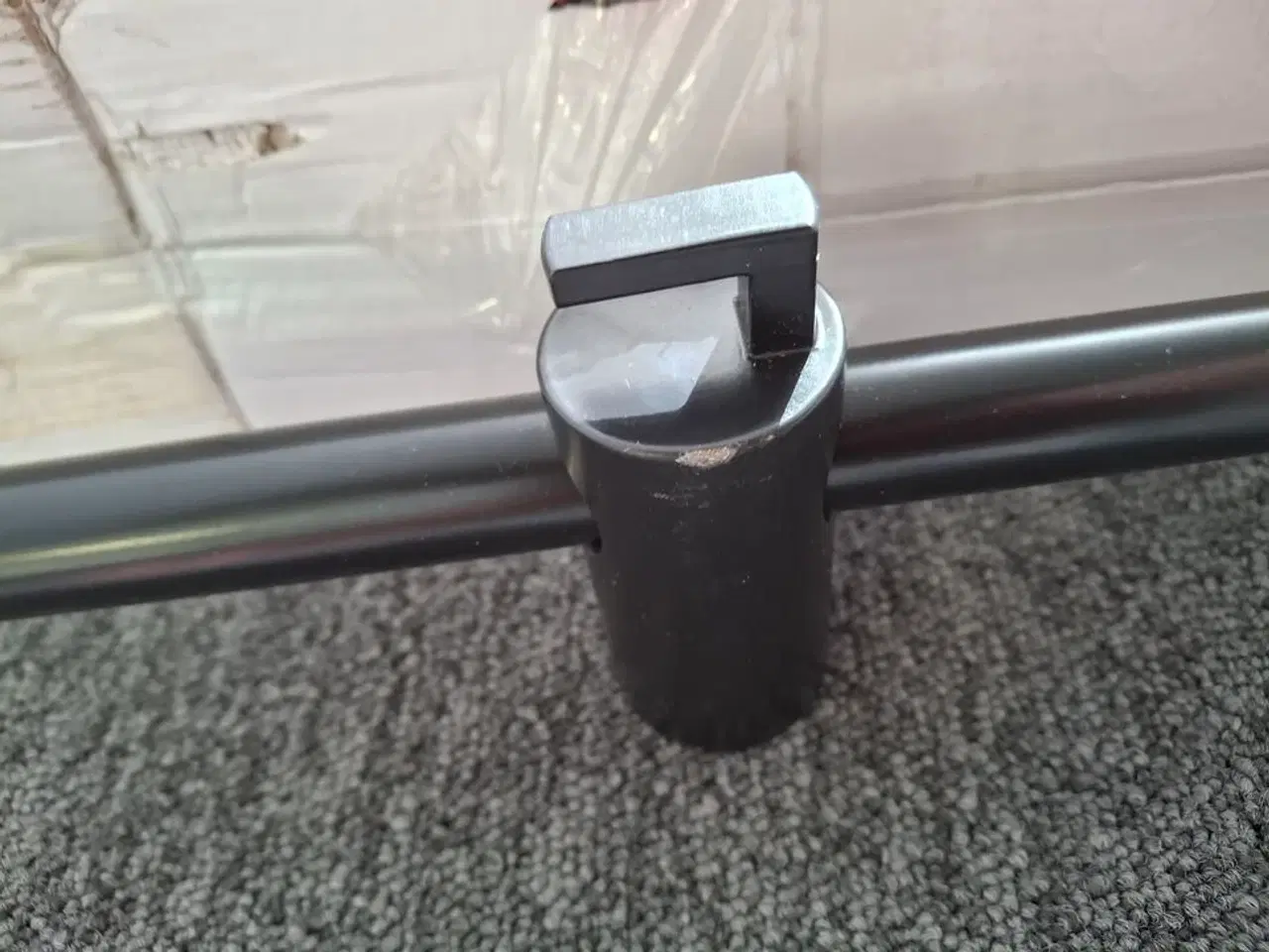 Billede 1 - 2stk Tyholt sort håndklædetørre STRØMBERG