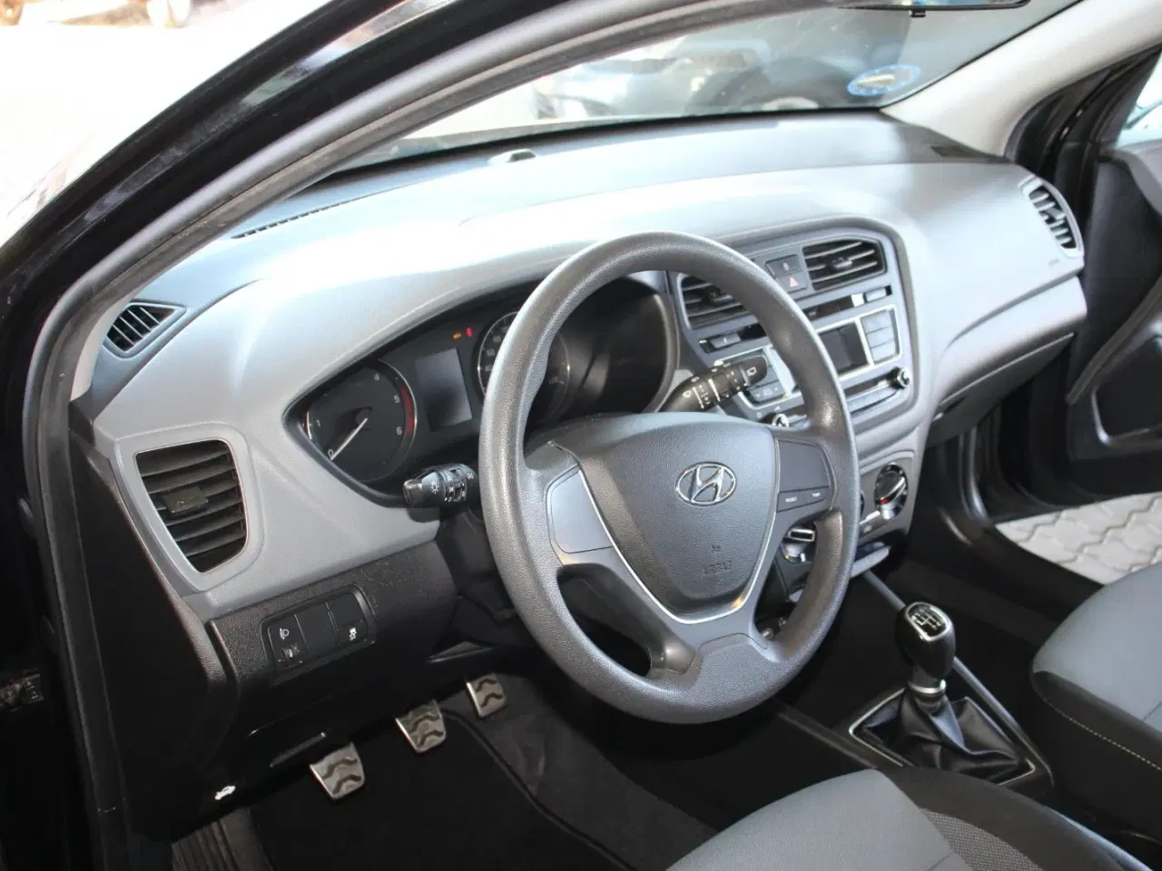 Billede 10 - Hyundai i20 Active Cross 1,4 CRDi 90 Life+