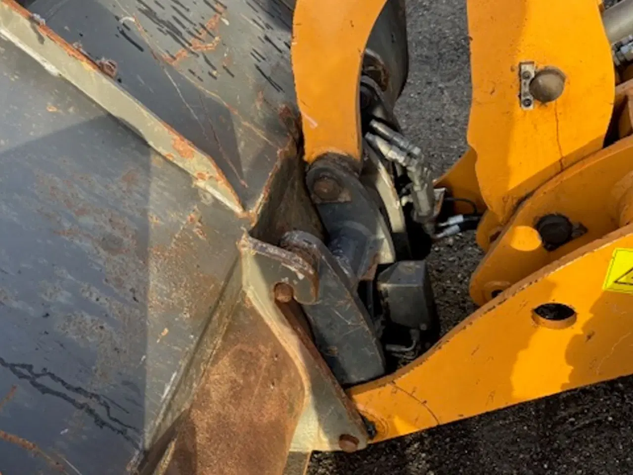 Billede 2 - Case 21F MINIGED MED HYDRAULISK SKIFT, SKOVL OG GAFLER