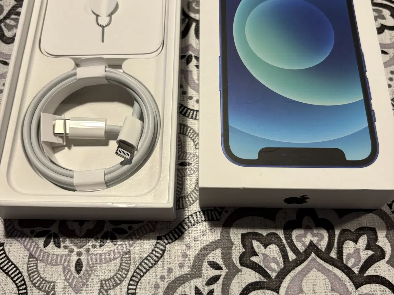 Billede 5 - Fin blå IPhone 12 mini