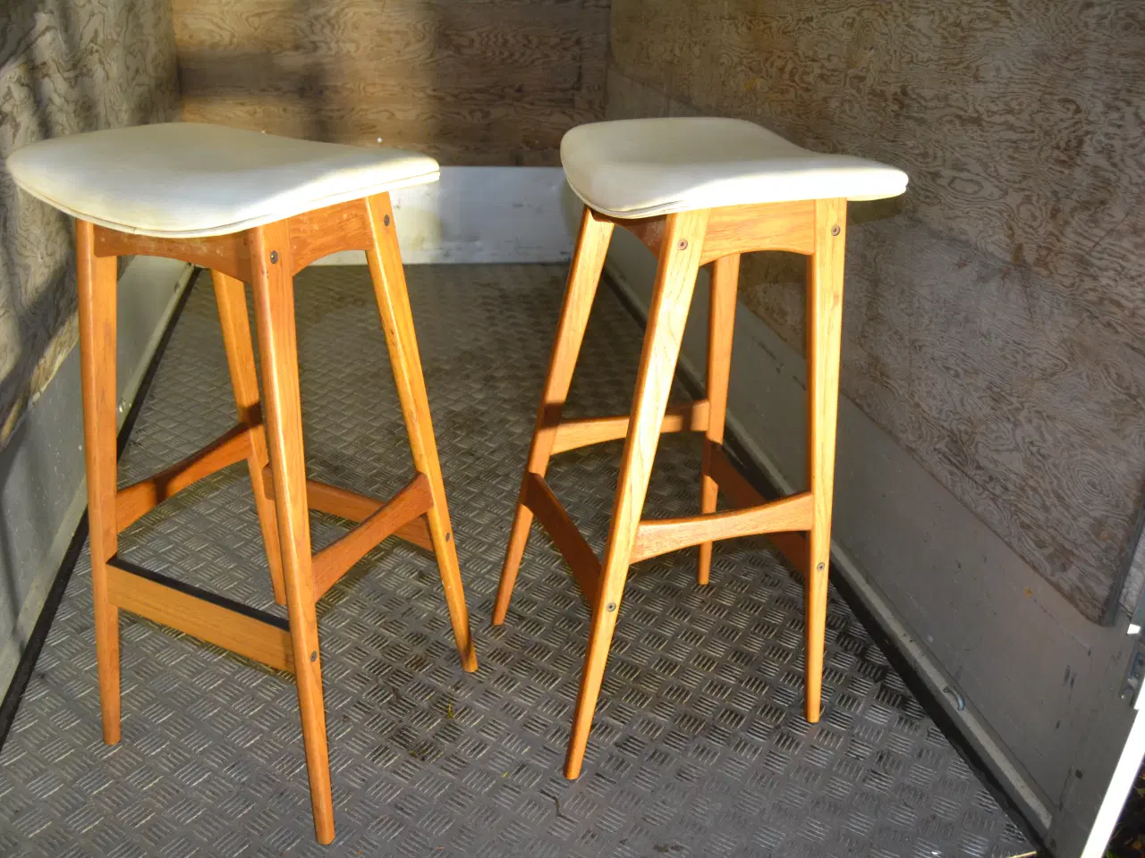 Billede 2 - Johannes Andersen barstole 