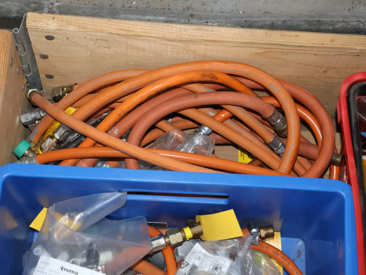 Billede 4 - Div Gasslanger, regulatorer, gasalarmer m.m.