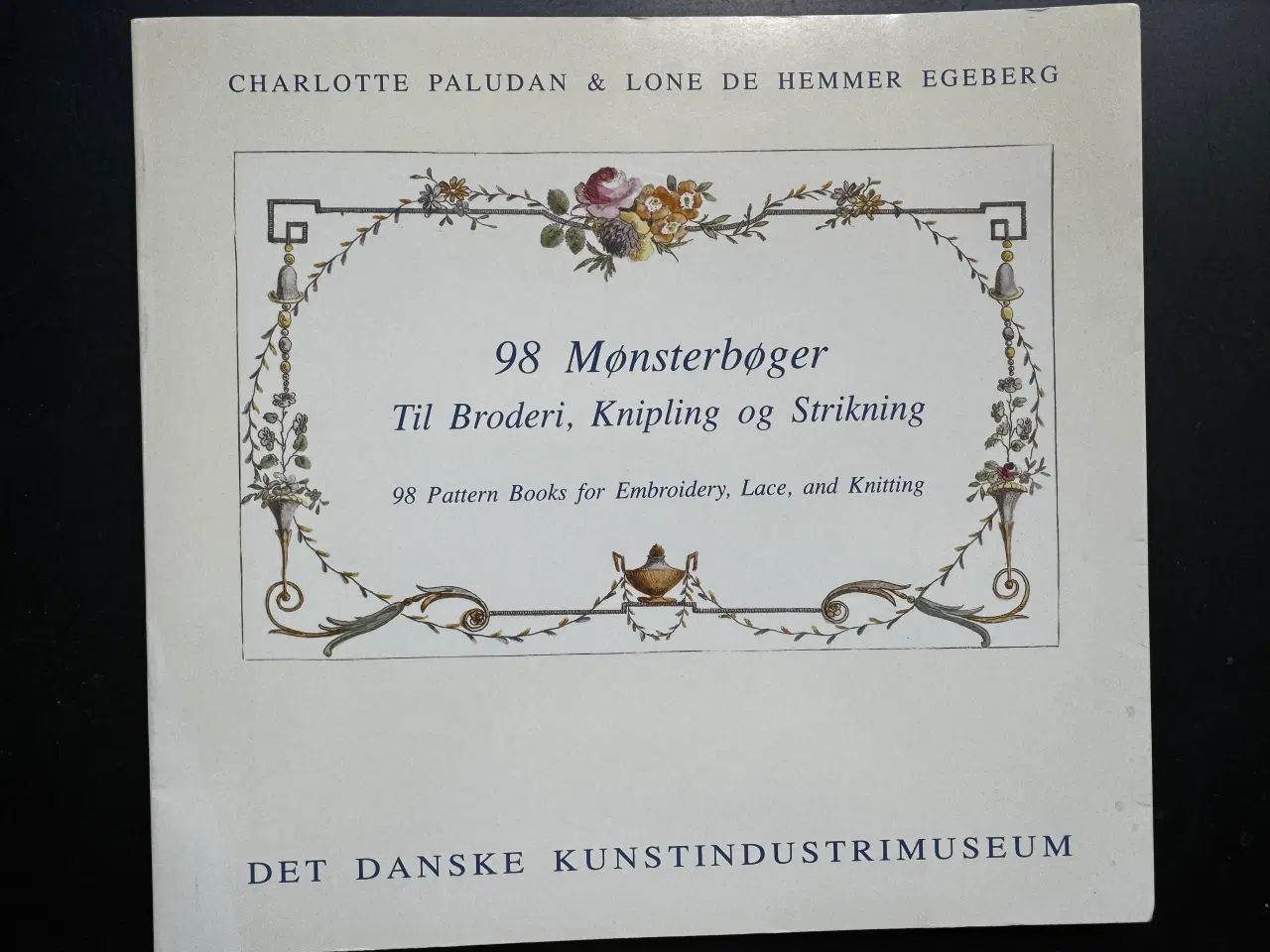 Billede 1 - 98 MØNSTERBØGER - til Broderi, Knipling, Strikning