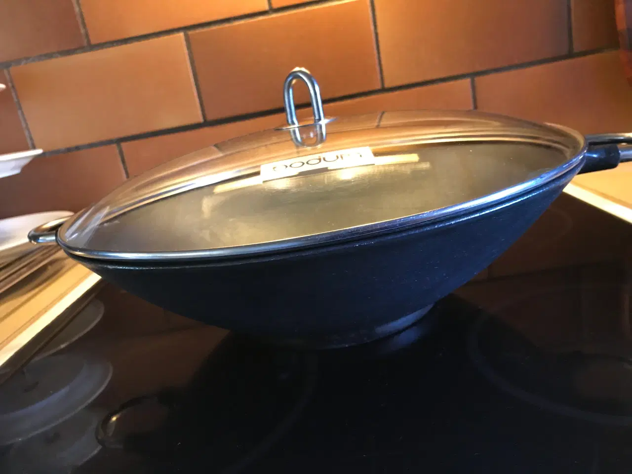 Billede 2 - Wook fra Bodum i støbejern