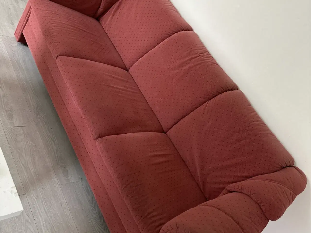 Billede 1 - Rød stof sofa