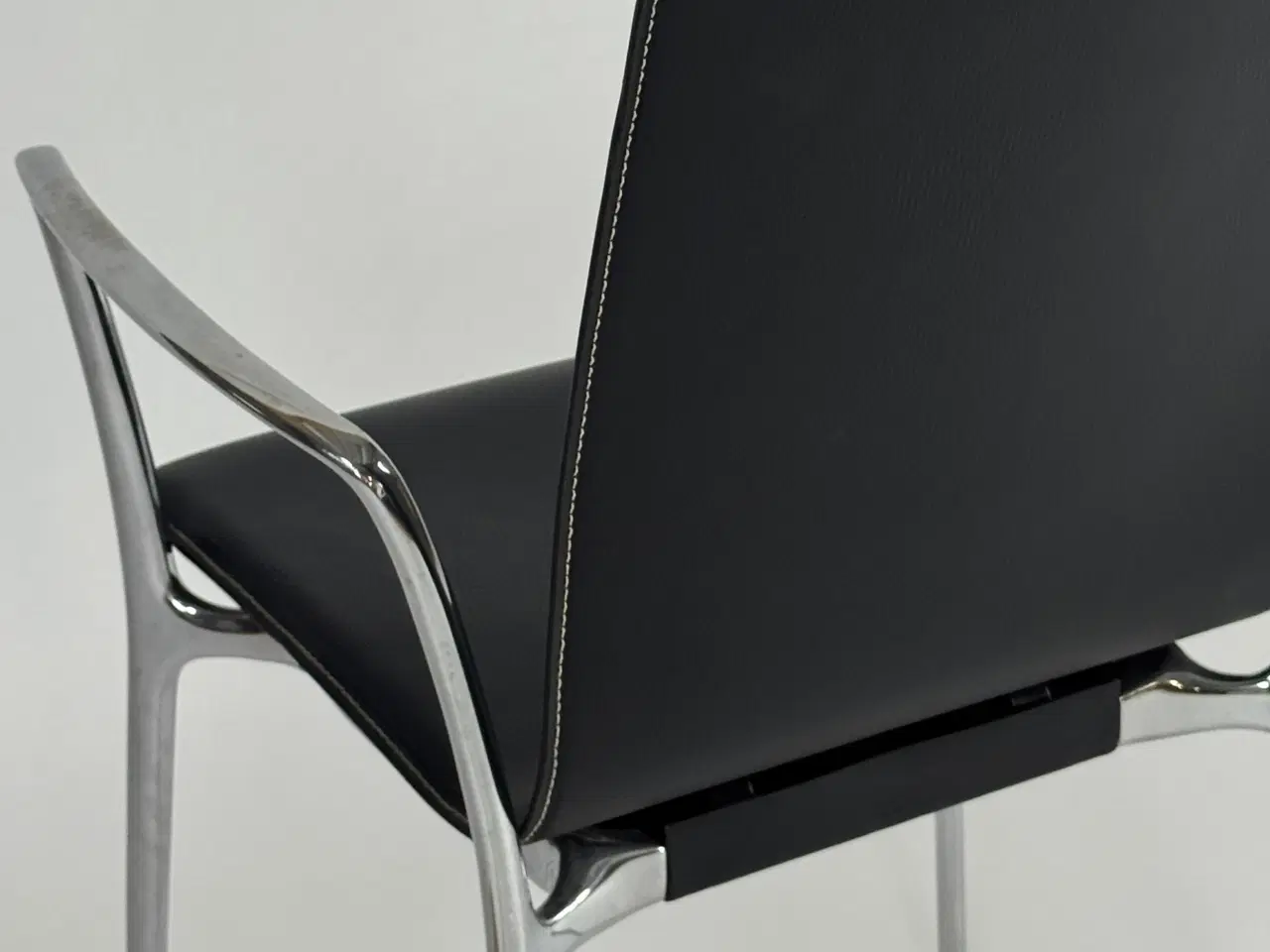 Billede 6 - Akaba Gorka Stol – Sort Læder/Krom