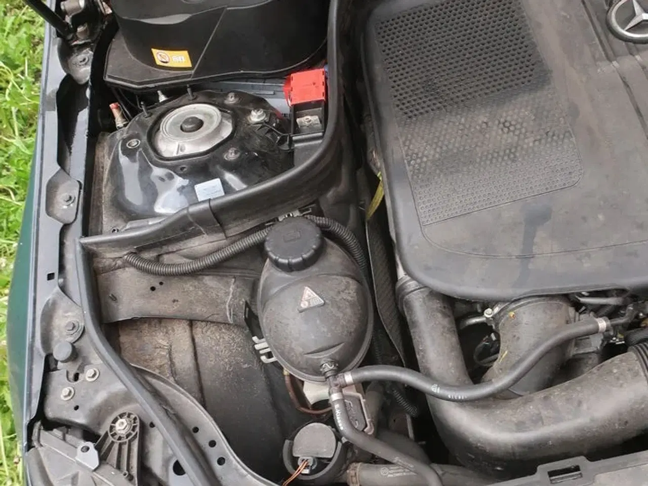 Billede 25 - Personbil MERCEDES E220 Bluetec diesel (momsfri) (uden afgift)