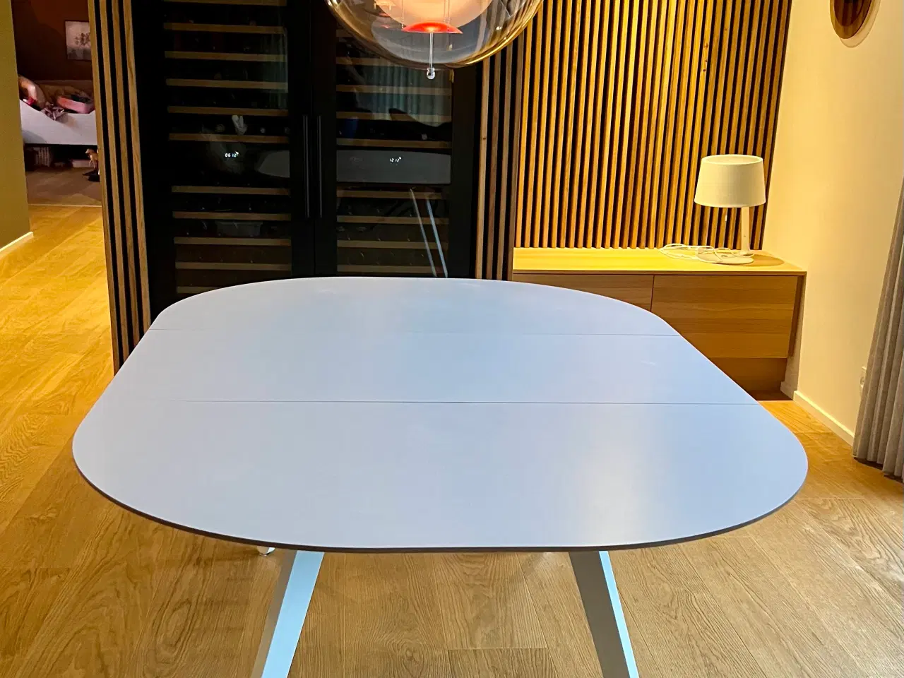 Billede 7 - Boconcept spisebord med tillægsplader 