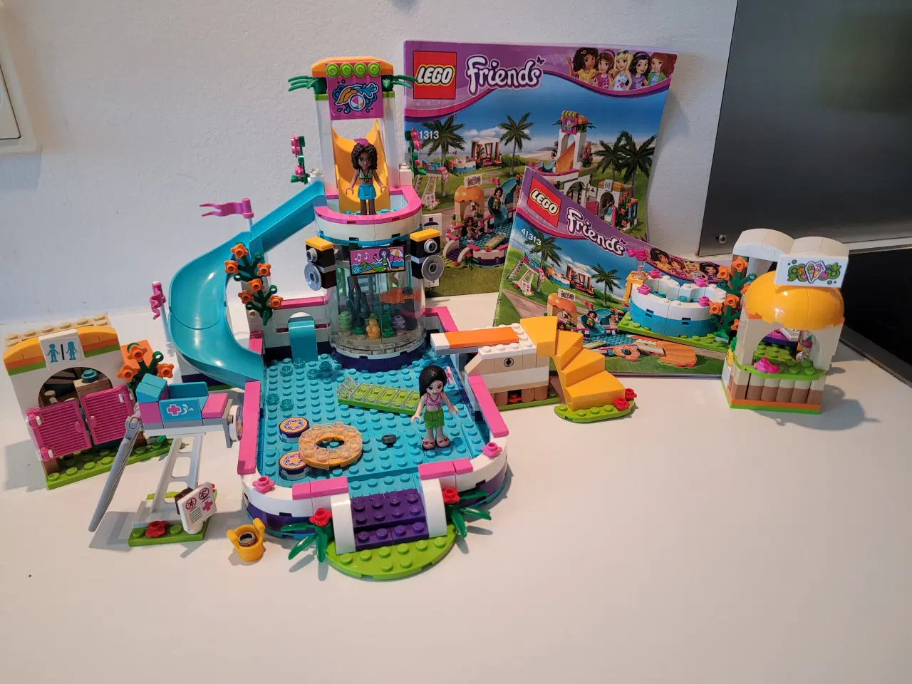 Billede 1 - Lego Friends, 41313 - Heartlake friluftsbad