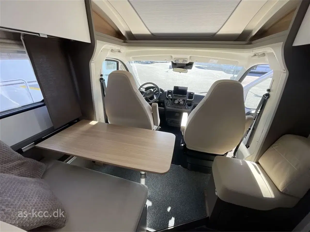 Billede 12 - 2025 - LMC Tourer T660 G   Ny LMC  T660 G Tourer 70 års jubilæums model  Automat gear og fartpilot.SÆLGES FOR KUNDE