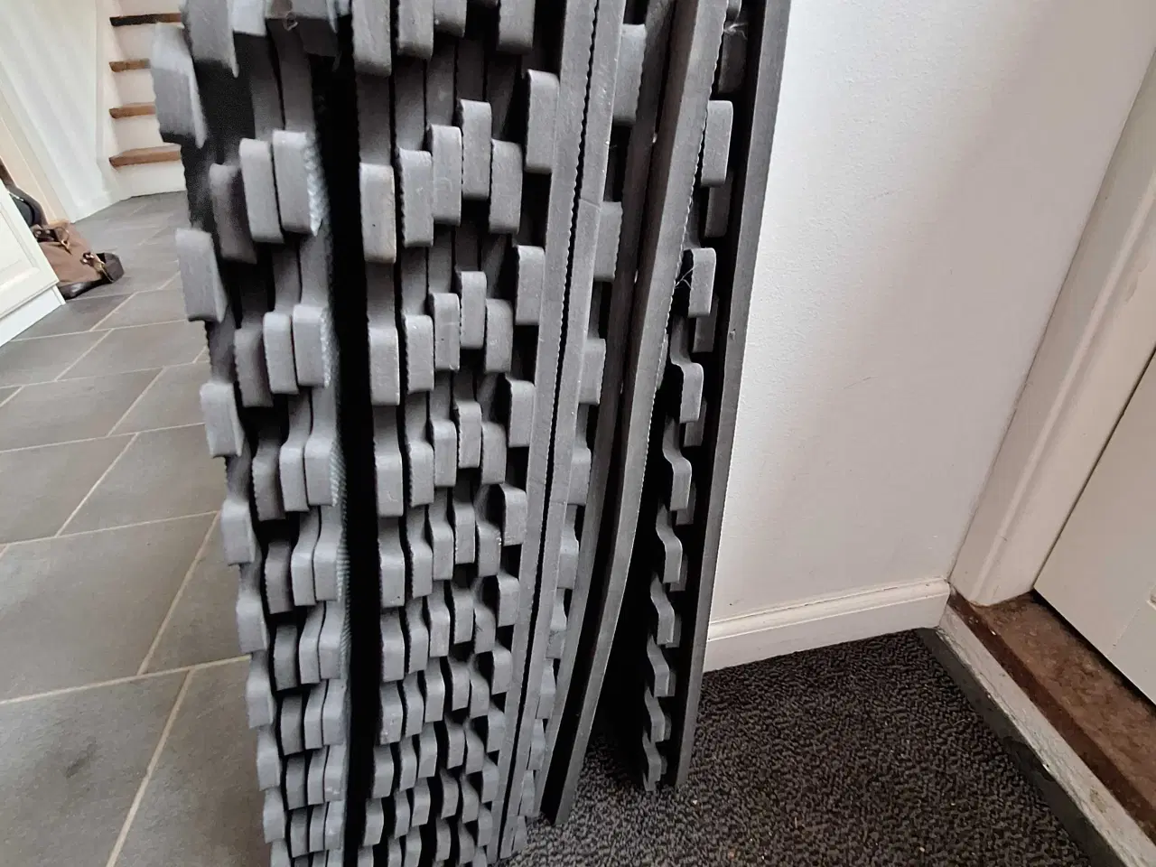 Billede 2 - Træningmåtter 10 m2 (18 stk)