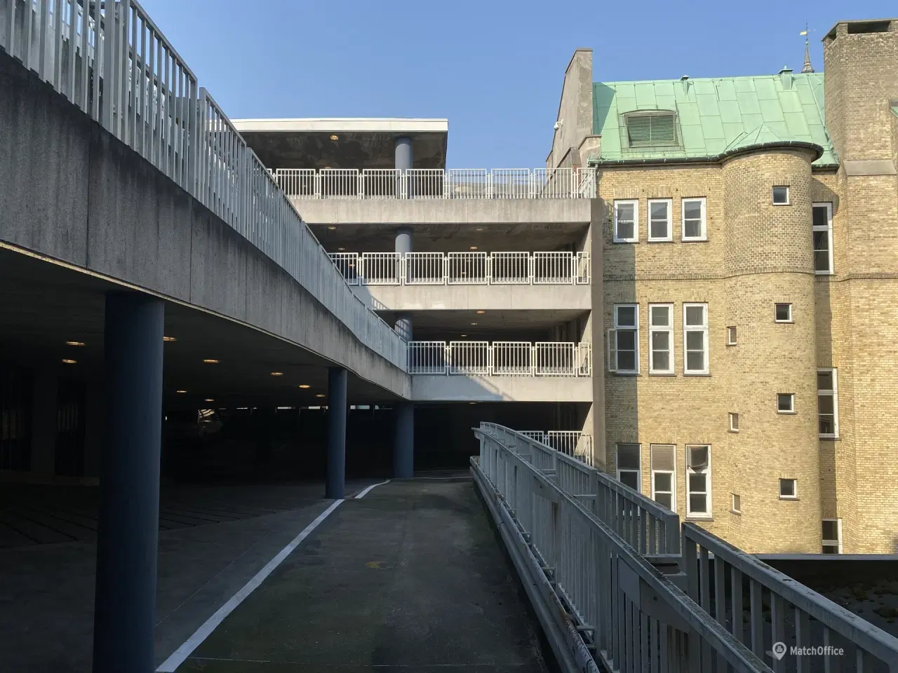 Billede 2 - Parkering til leje på Asylgade 1 i Storkøbenhavn.