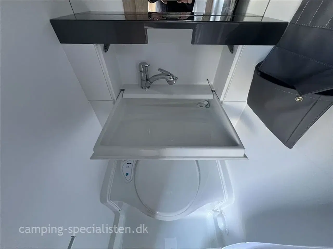 Billede 9 - 2025 - Adria Aviva 400 PS   2025 Adria Aviva 400 PS - se den nu hos Camping-Specialisten.dk