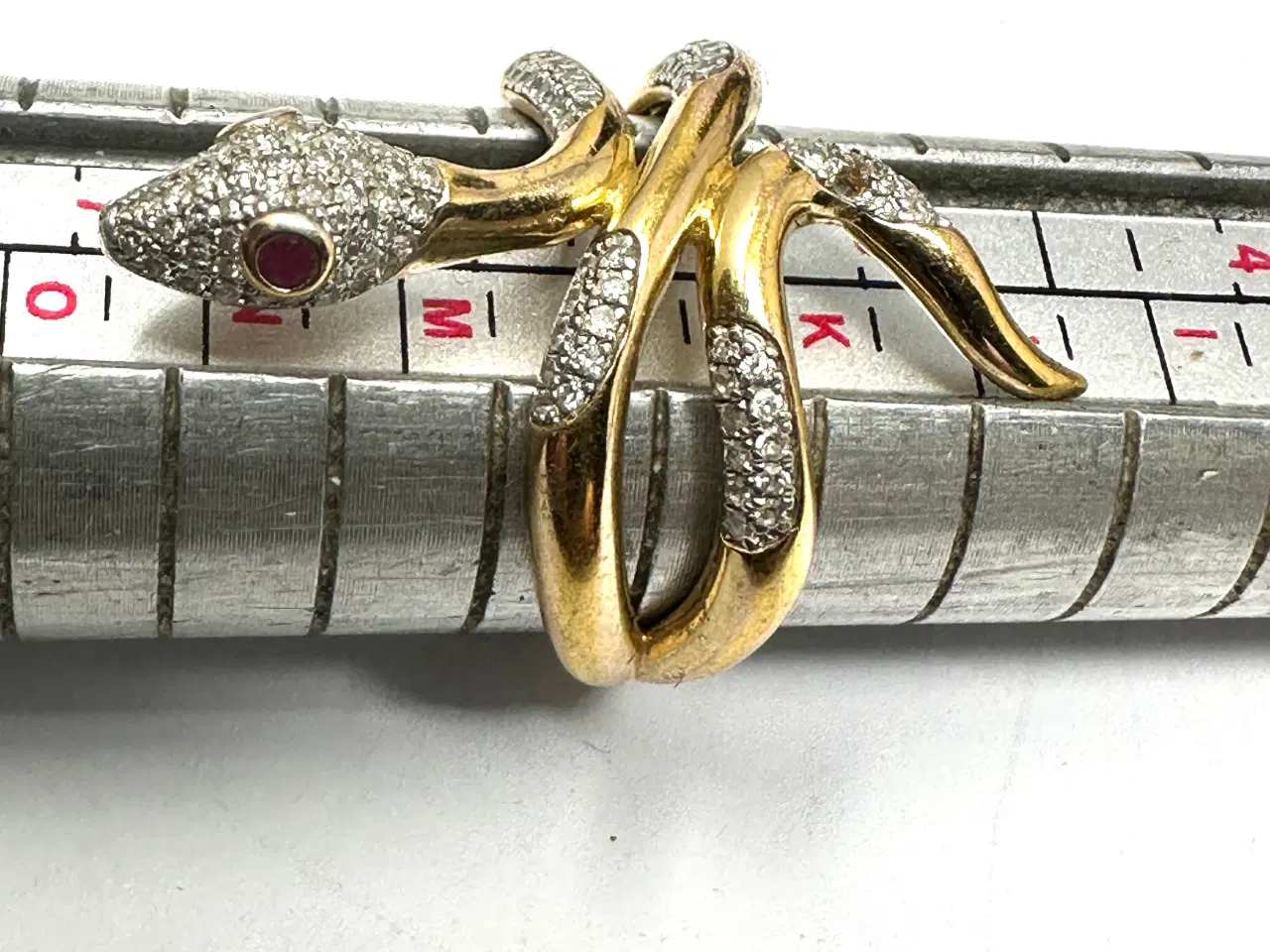 Billede 3 - Slange ring i sølv og guld med diamanter og rubinø