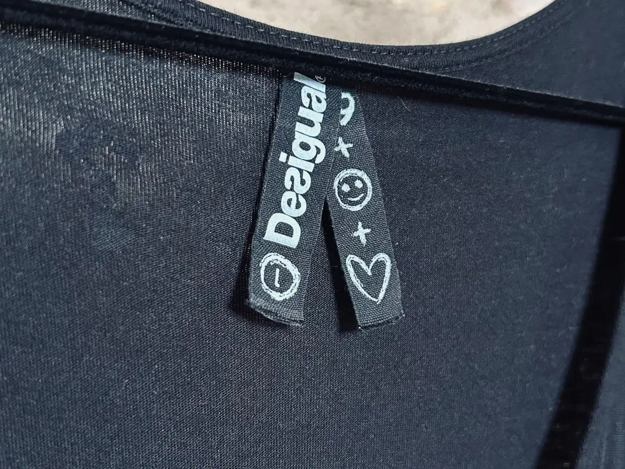 Billede 2 - Desigual kjole