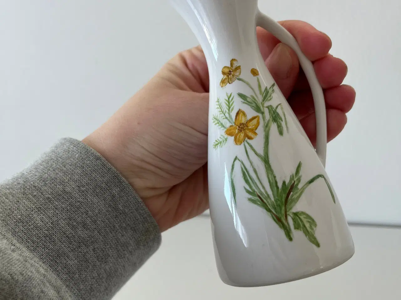 Billede 4 - Kande, vase med blomstermotiv