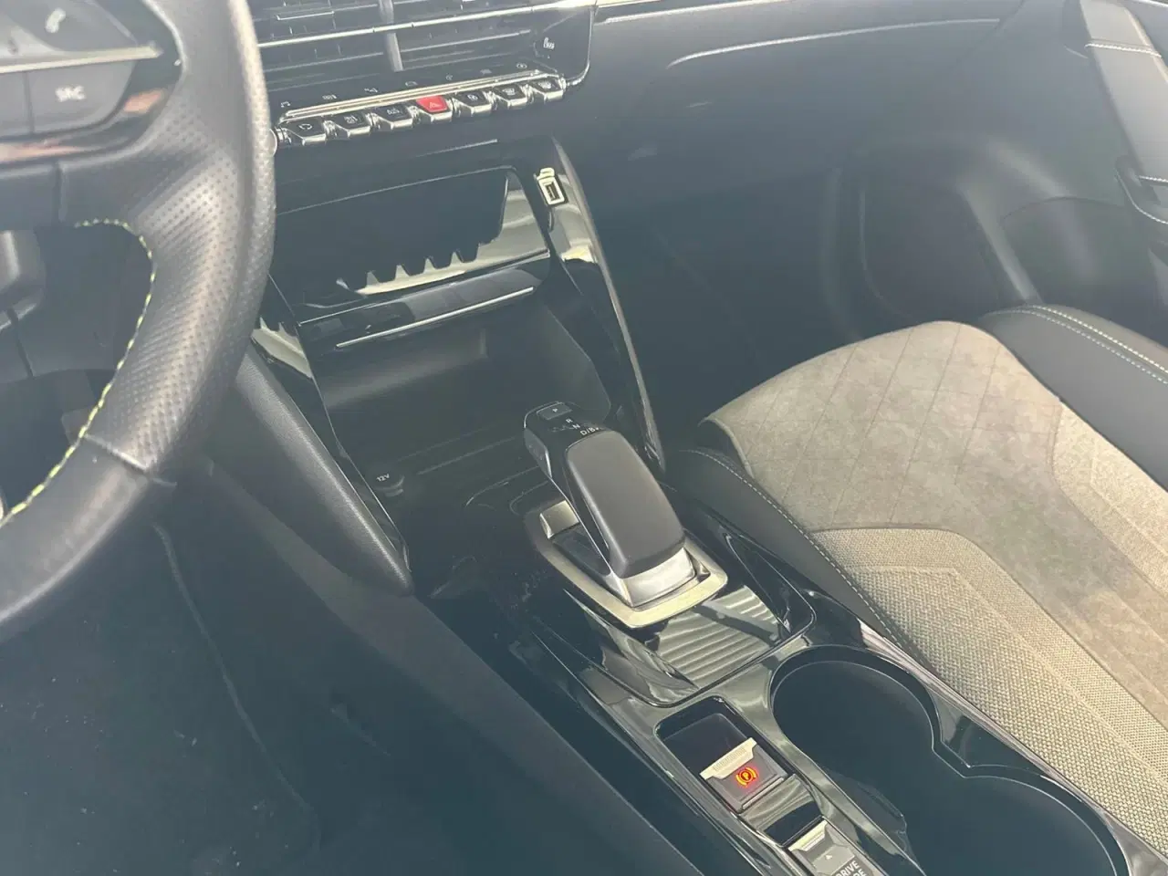 Billede 13 - Peugeot e-208 50 GT Sky