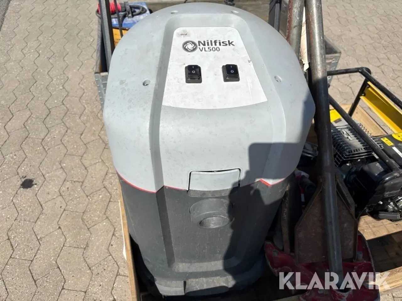 Billede 3 - Støvsuger, generator og vvs bord - 5 dele
