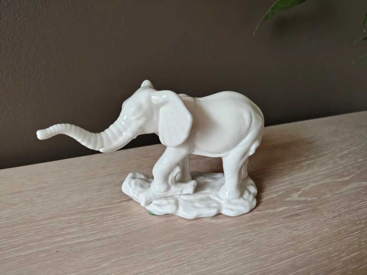 Billede 1 - Flot porcelæns elefant
