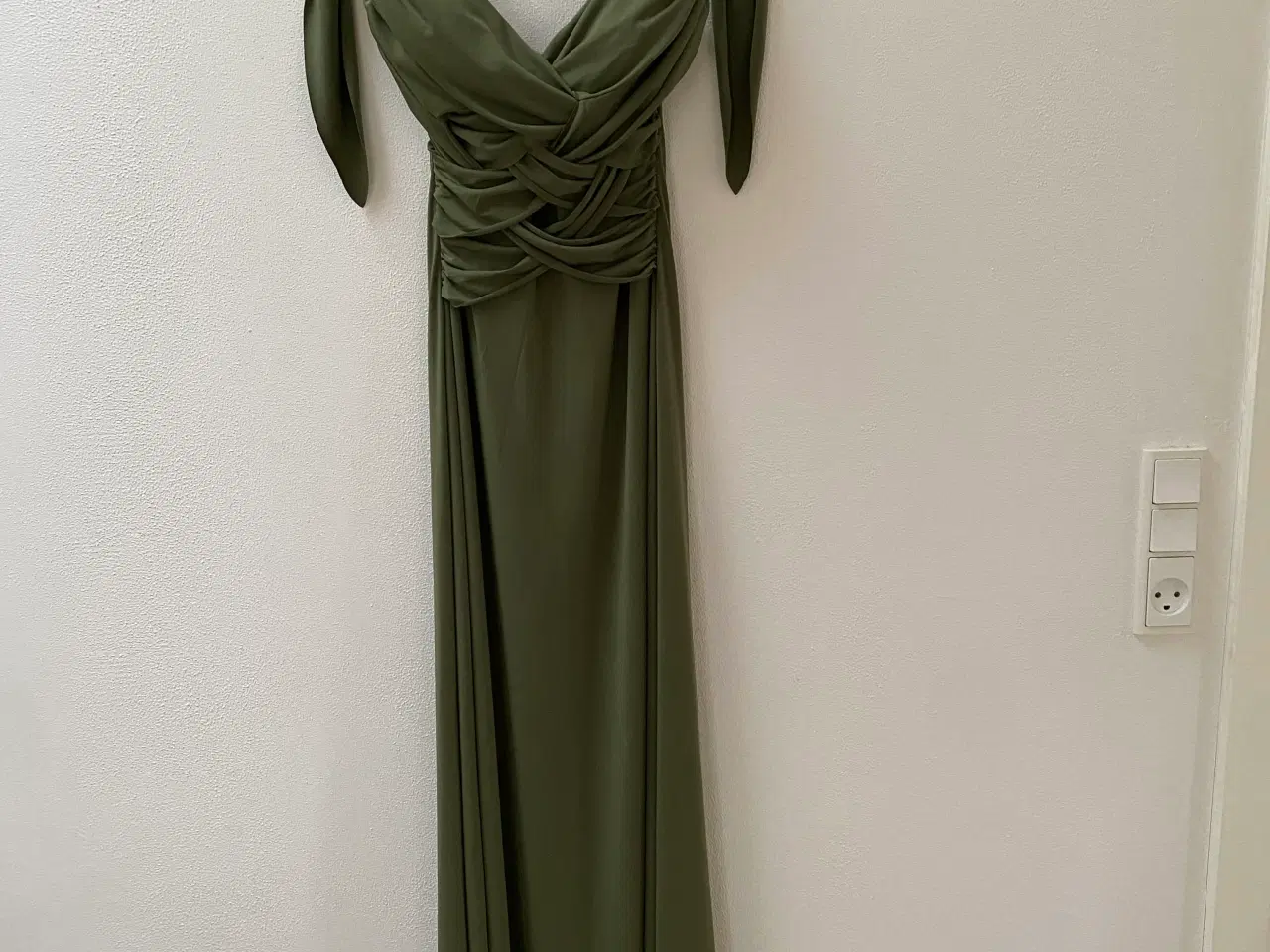 Billede 1 - Elegant selskabs kjole