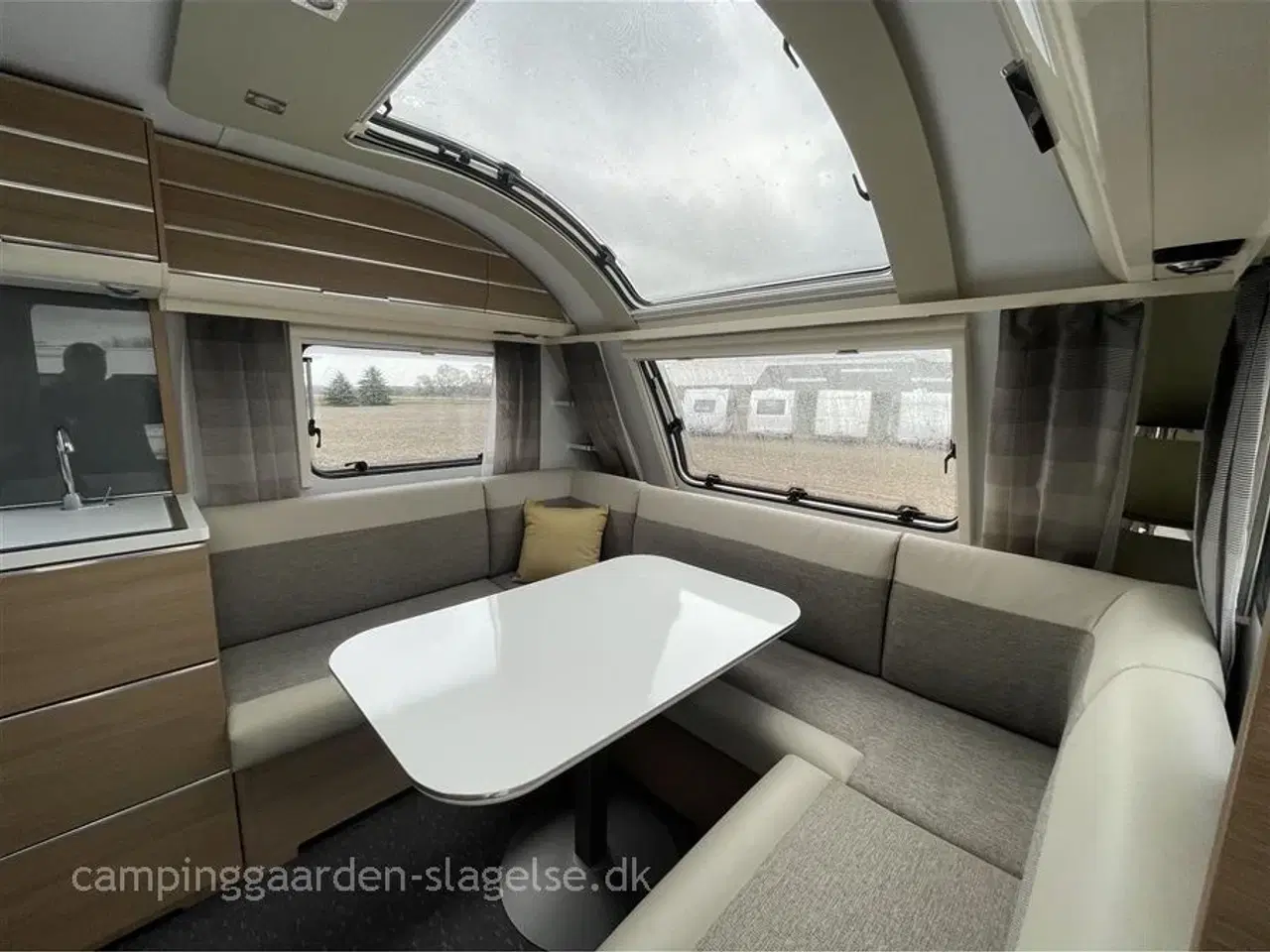 Billede 3 - 2019 - Adria Adora 753 UC Alde Centralvarme   Adria Adora 753 UC – campingvognen der føles som et sommerhus på hjul!