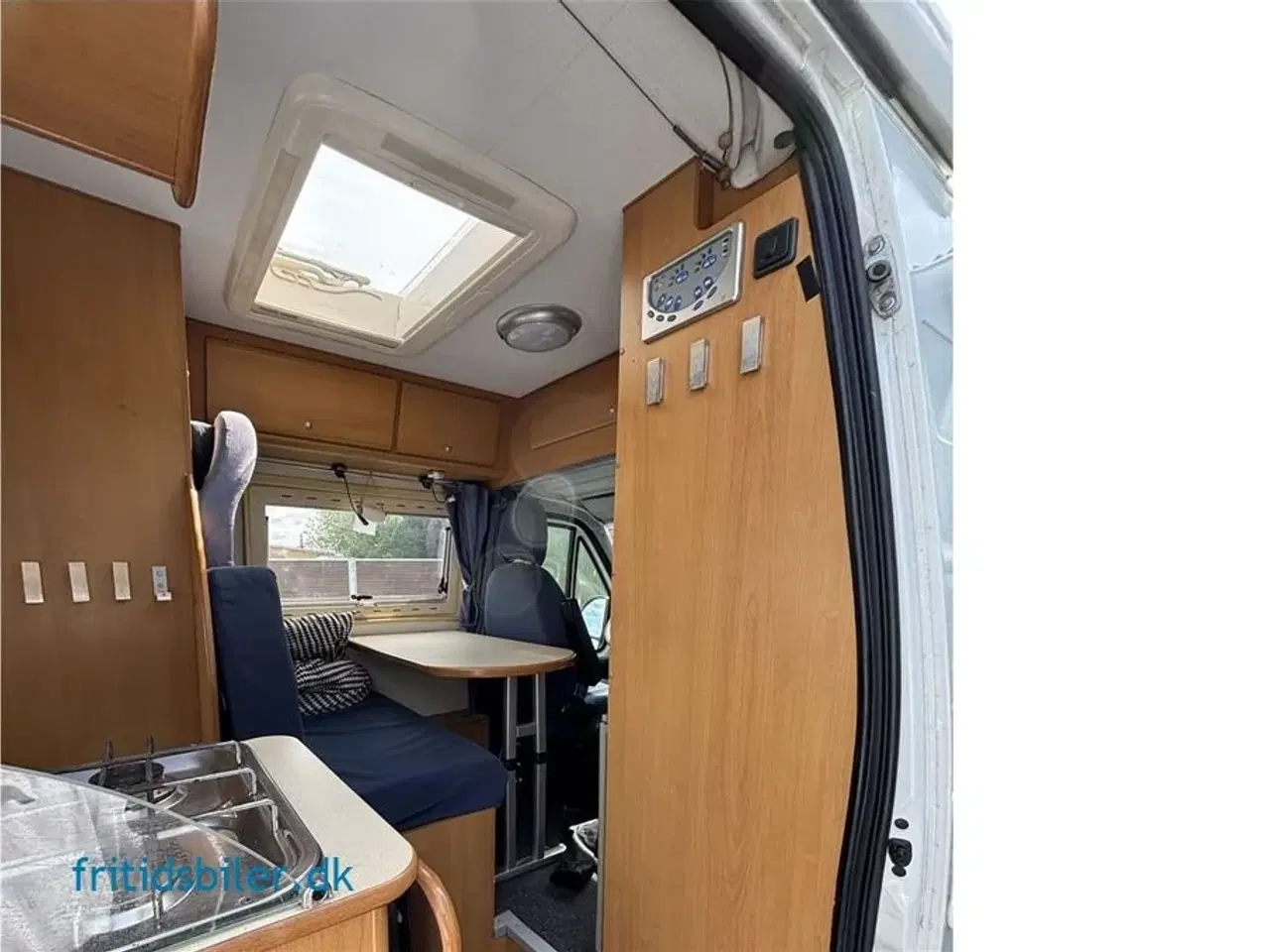 Billede 3 - 2006 - Chausson   Fin lille 540 city campervan med vinter pakke med ekstra isolering og diesel fyr