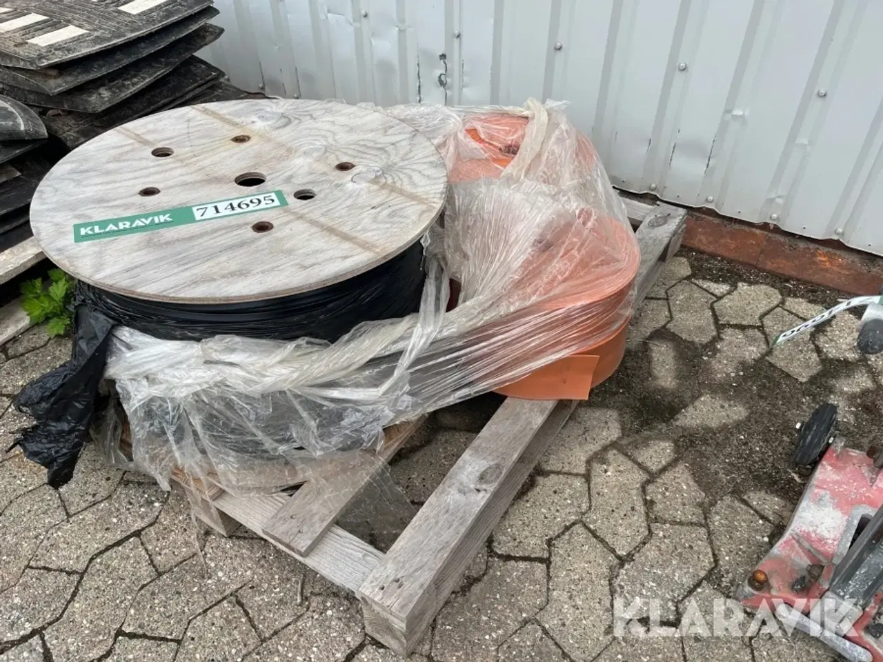 Billede 1 - Dækbånd og koaksialkabel