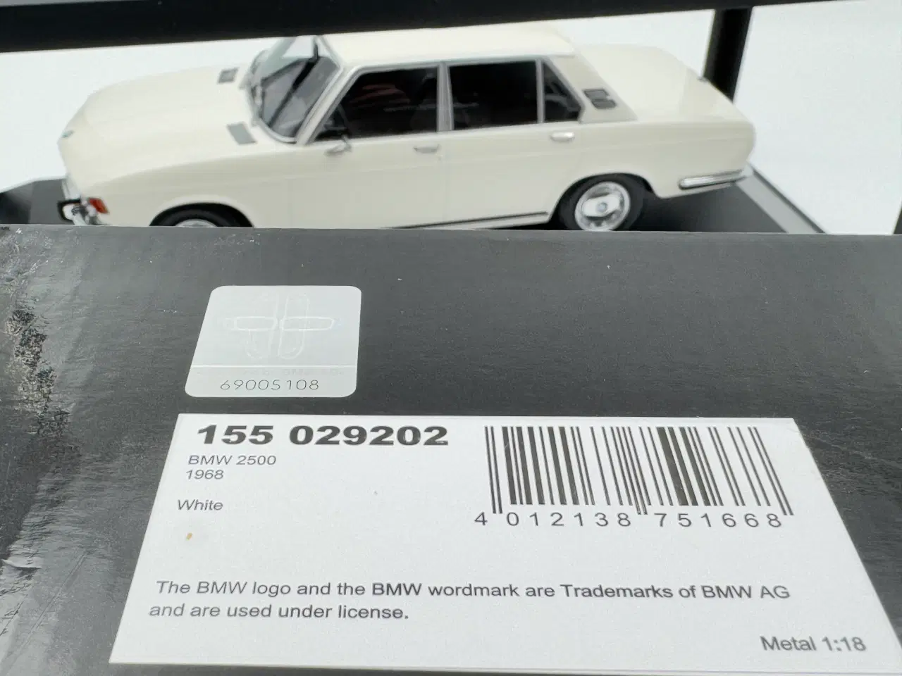 Billede 9 - 1968 BMW 2500 Berlina E3 - 1:18 