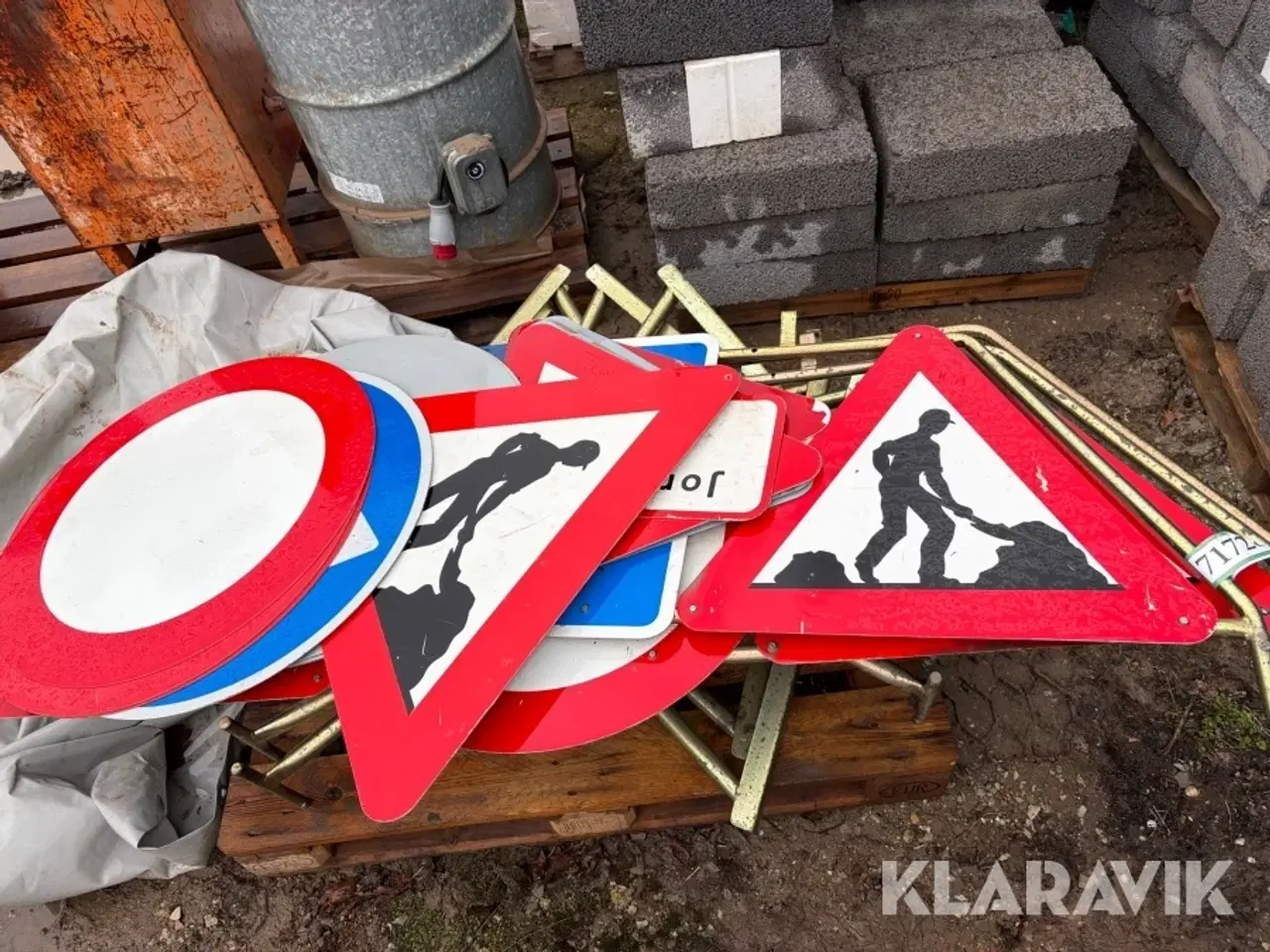 Billede 1 - Skilte - blandet lot