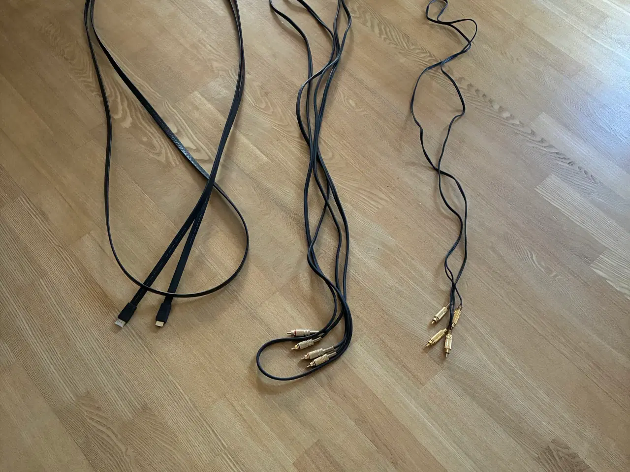 Billede 2 - Hdmi kabel Hi-fi kabler 3 stk