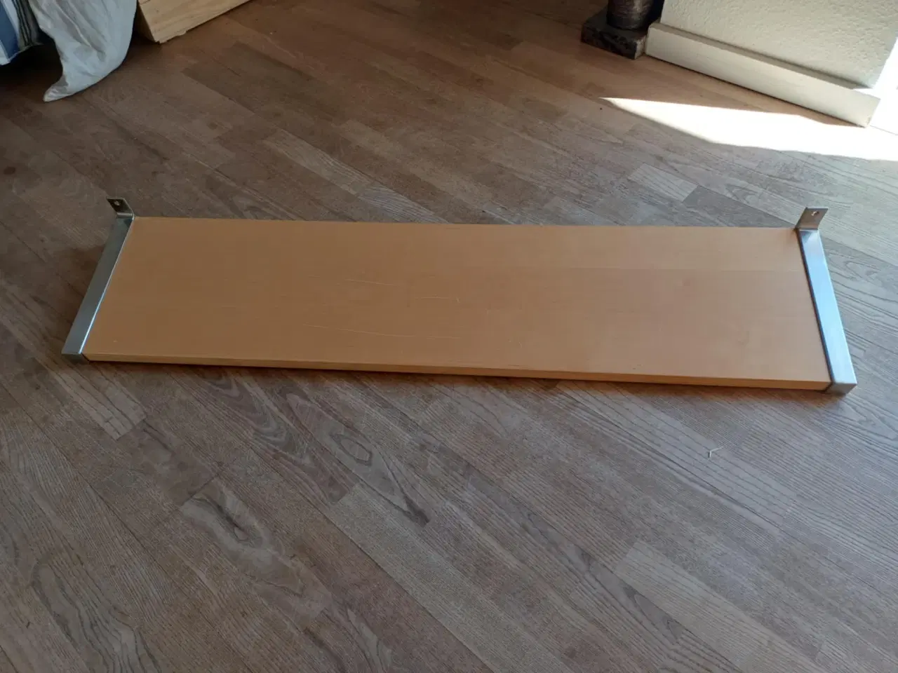 Billede 1 - Hylde til væggen