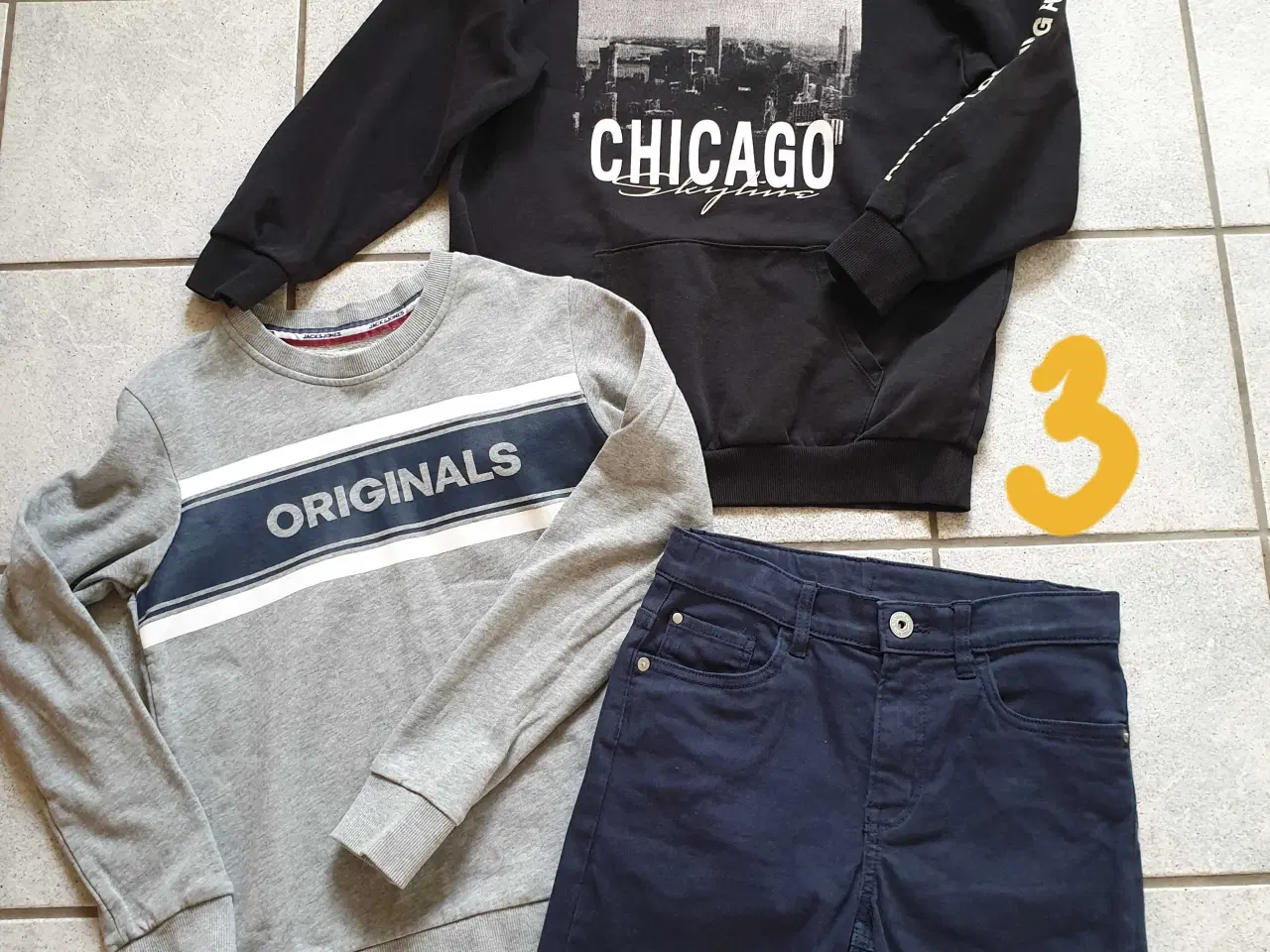 Billede 3 - Drengetøj str 134-140 (8-10 år)