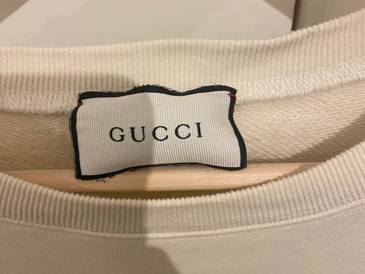 Billede 4 - Lækker Gucci bluse