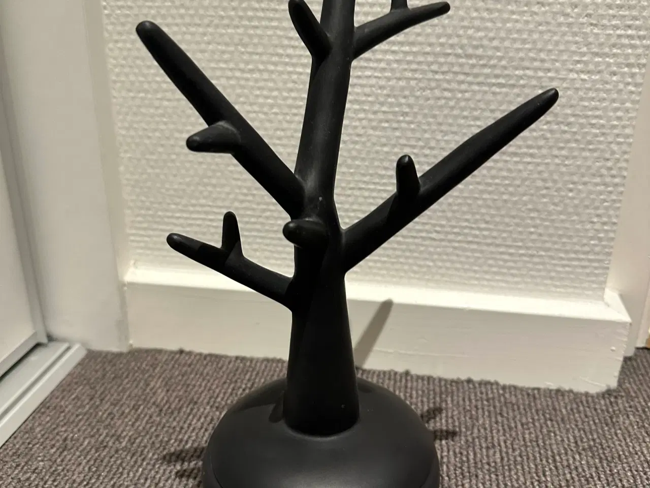 Billede 1 - Sort smykketræ