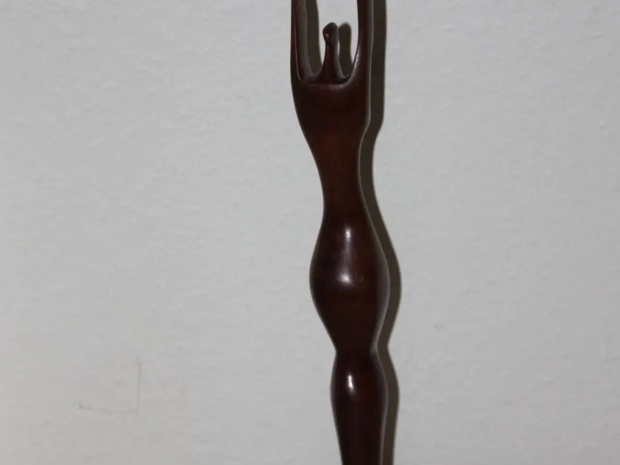 Billede 6 - Træ kvinde figur / lysestage højde 43 cm