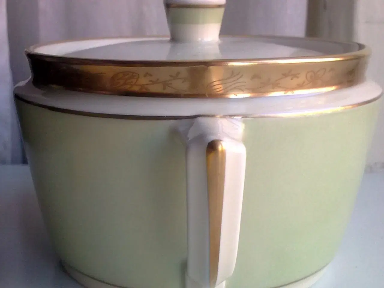 Billede 6 - Royal Copenhagen guld på krukke i mos grøn Dagmar