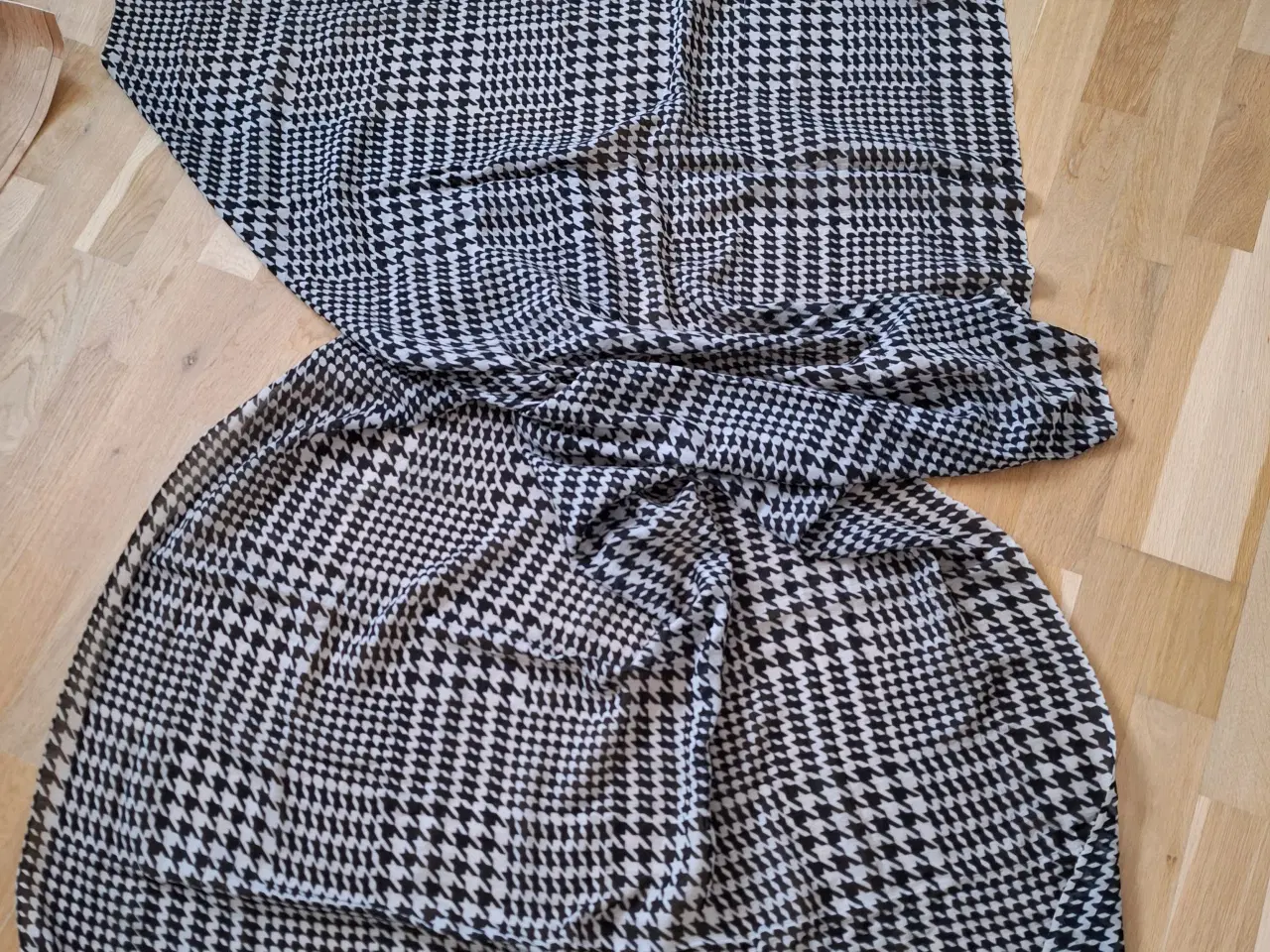 Billede 2 - Tørklæde