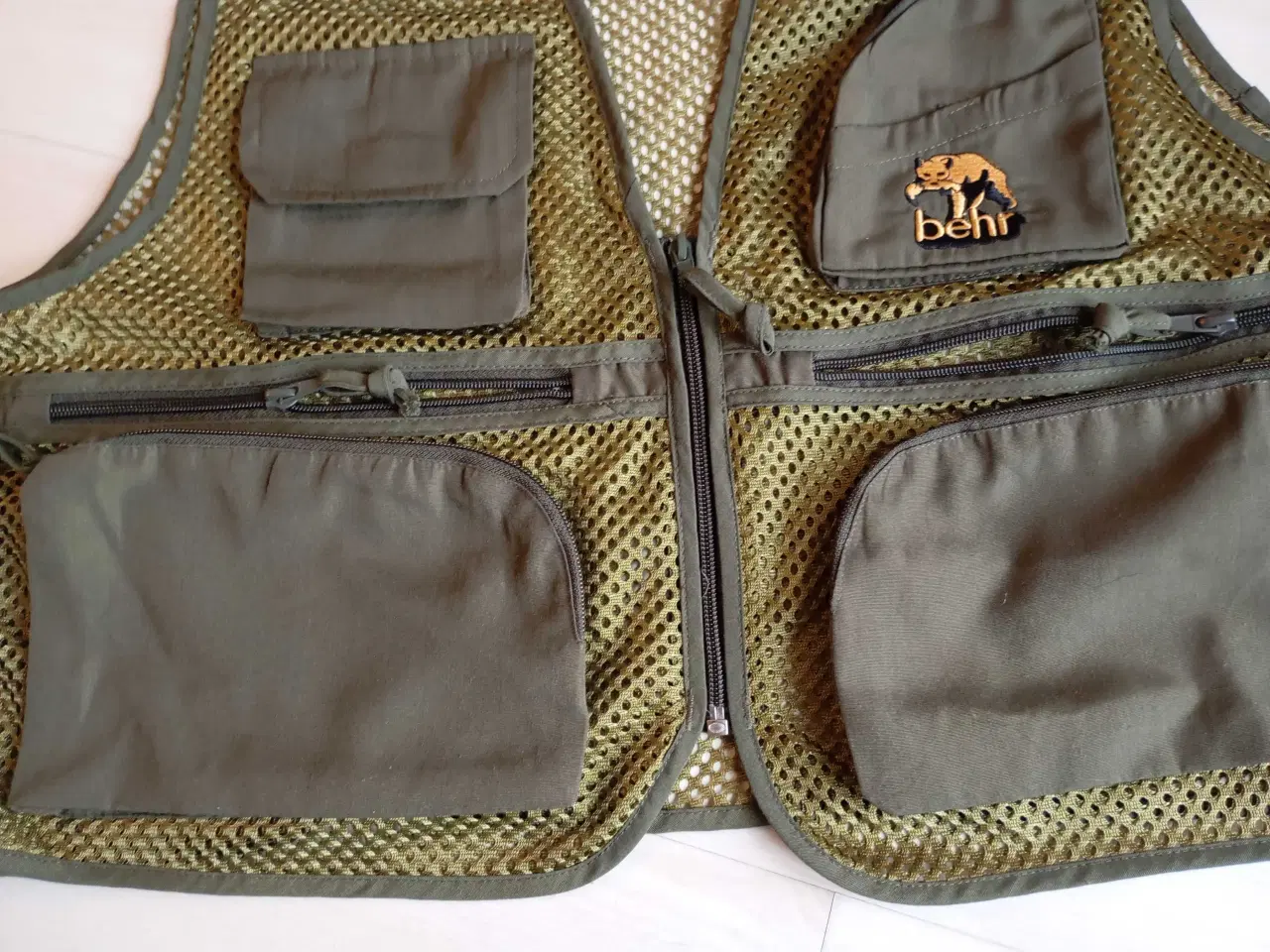 Billede 7 - Fiskevest med mange lommer. Str. M