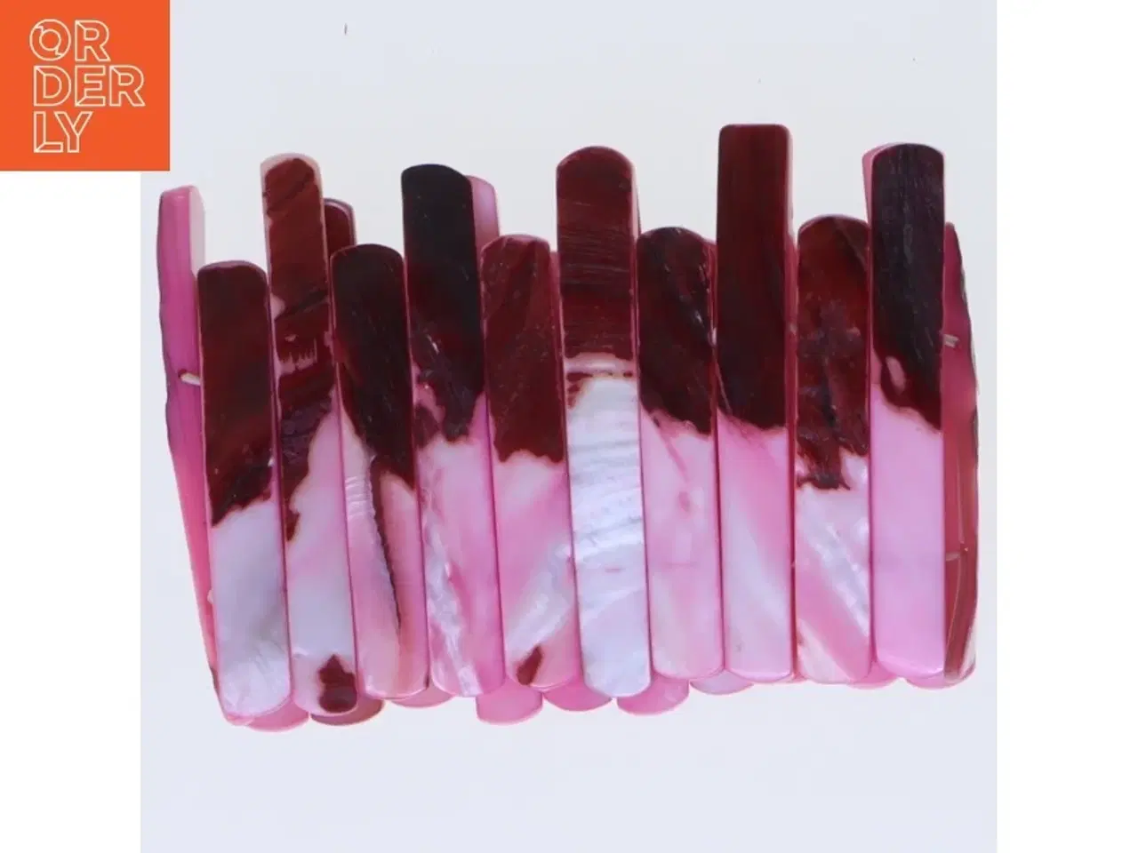 Billede 2 - Pink armbånd i perlemor (str. 16 cm)